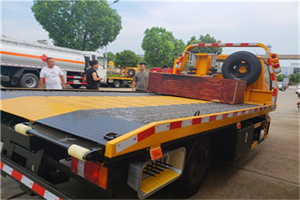 成县附近拖车电话号码服务